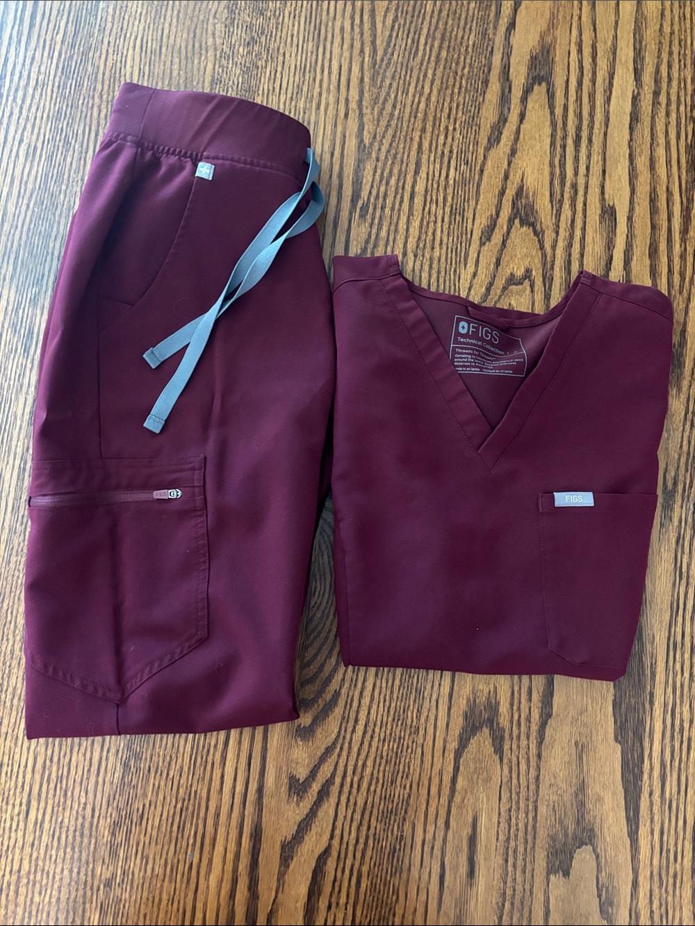 Figs Burgundy set - one pocket top (s) & Zamora jogger (xs tall).